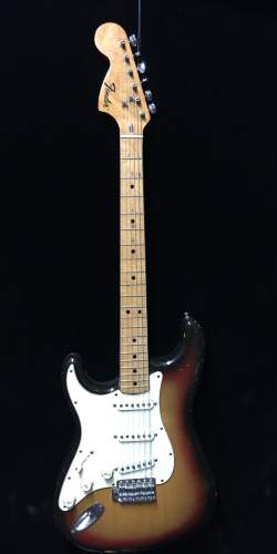 Fender Stratocaster Gaucher Sunburst de 1973