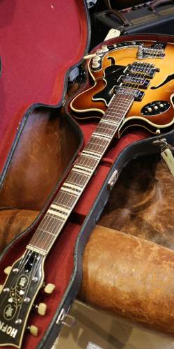Hofner Verythin 4575 Tobacco Burst de 1960's