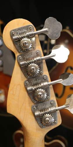 Fender Precision Bass Sunburst de 1969