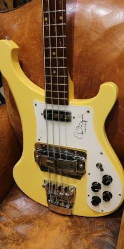 Rickenbacker 4001CS Chris Squire Signature Limited Edition Cream Colorglo de 1992