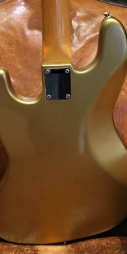 Fender Jazz Bass Serie L Gold Refin de 1964