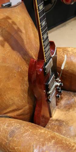 Gibson 64’ SG Standard  Custom Shop Murphy Lab With Maestro Vibrola Cherry Red Aged de 2022