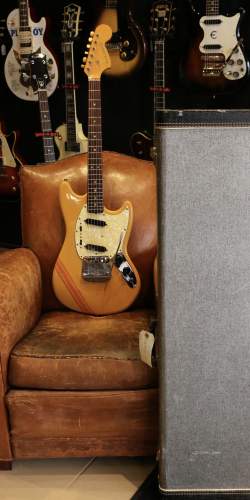 Fender Mustang Yellow Competition (Matching Headstock) de 1969