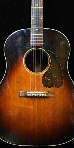 Gibson J-45 Sunburst de 1947