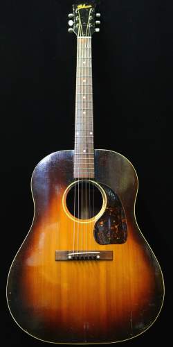 Gibson J-45 Sunburst de 1946