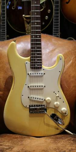 Fender Stratocaster (4 bolts) Olympic White de 1971