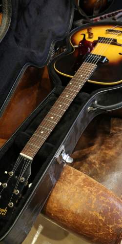 Gibson ES-125T Sunburst de 1955