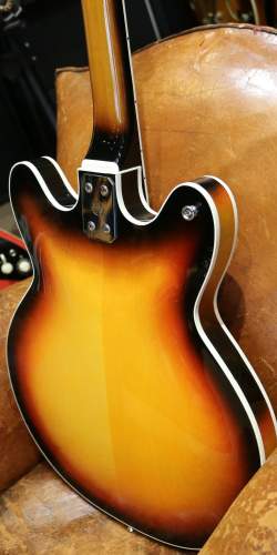Crucianelli Elite "Type ES-335" Sunburst de 1970'