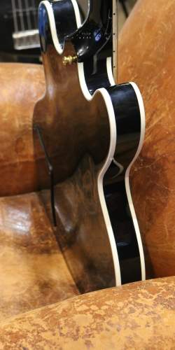 Gibson ES‑355 Lucille BB King Signature Black de 1990.