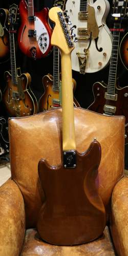Fender Mustang Mocha Brown (Walnut) de 1977