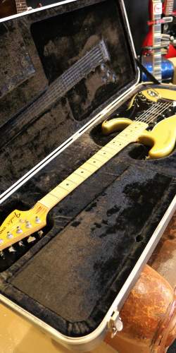 Fender Stratocaster 25th Anniversary Gold de 1979