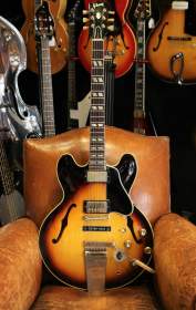 Gibson ES-345 TD Sunburst Maestro Tremolo de 1963