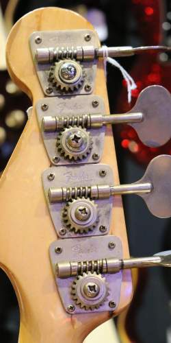 Fender Jazz Bass Sunburst de 1971