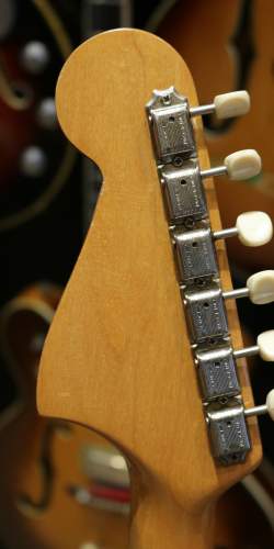 Fender Mustang Daphne Blue de 1965