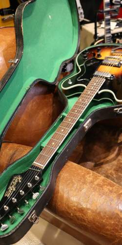 Hagstrom Viking Sunburst de 1966